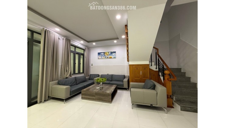 Nhà 3 Tầng Đẹp Gần Biển Trần Quang Diệu – Full Nội Thất Cao Cấp, Chỉ 60tr/m²!